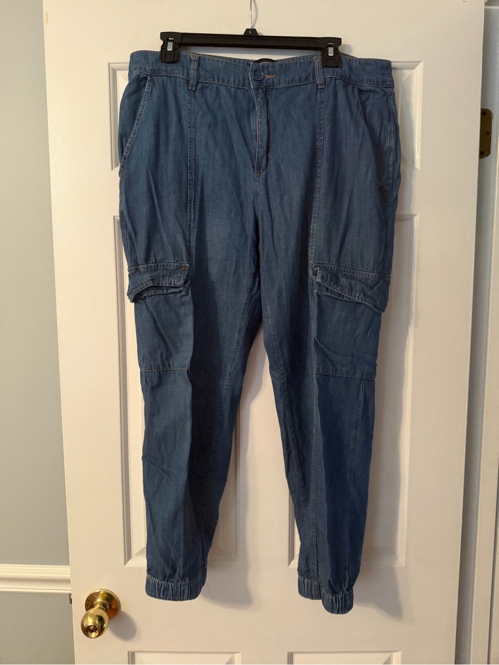 Relaxed Cargo chambray Jeans